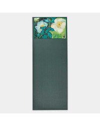 Manduka Yogitoes mala brisača za jogo Van Gogh Divje vrtnice